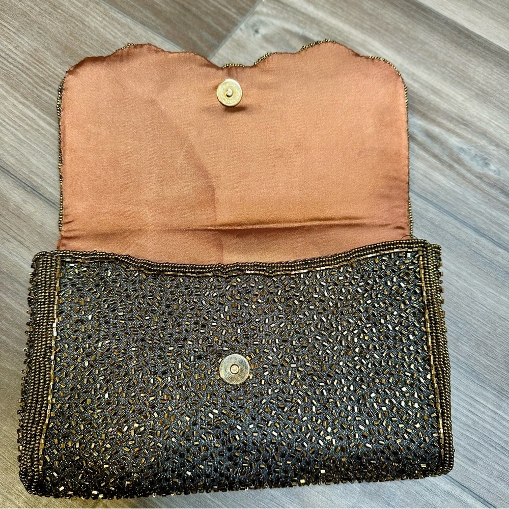 Vintage Hand Beaded La Regale Gold & Jewel Toned Clutch - Picture 7 of 9
